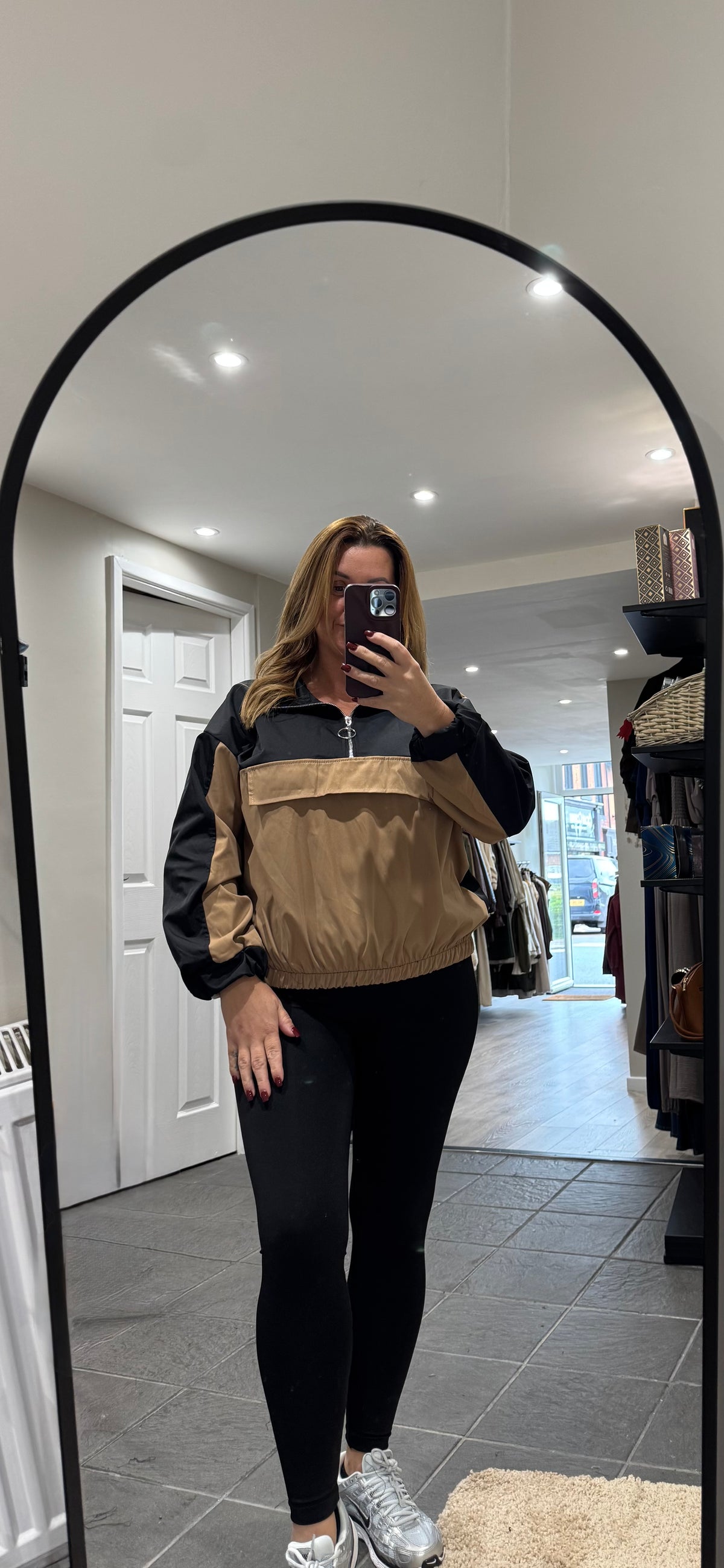 Windbreaker Overhead Jacket