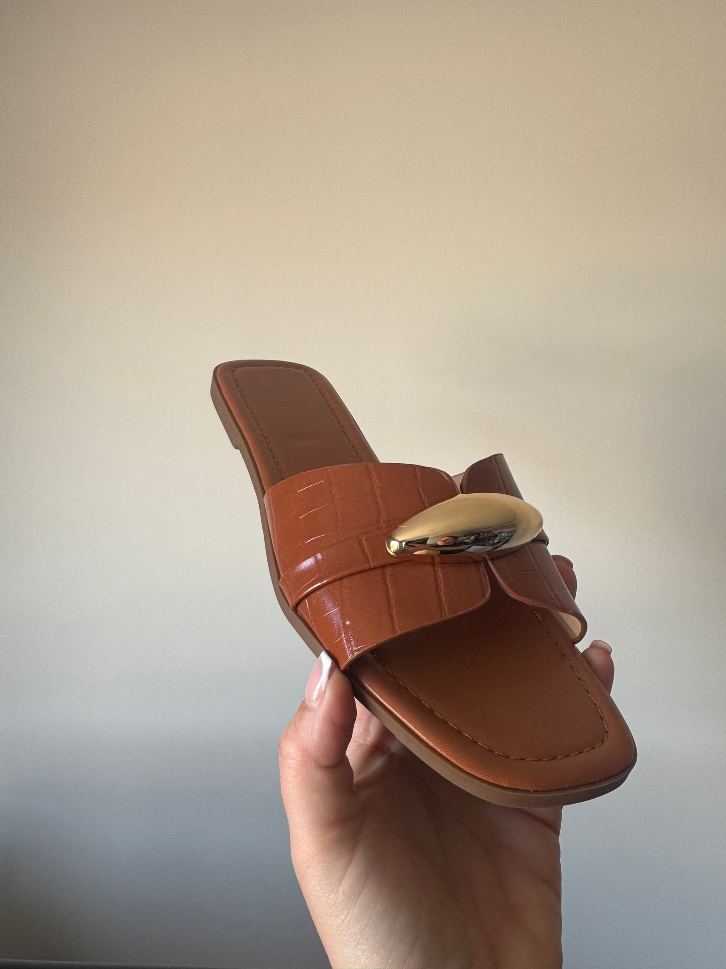 Gold detail sandal